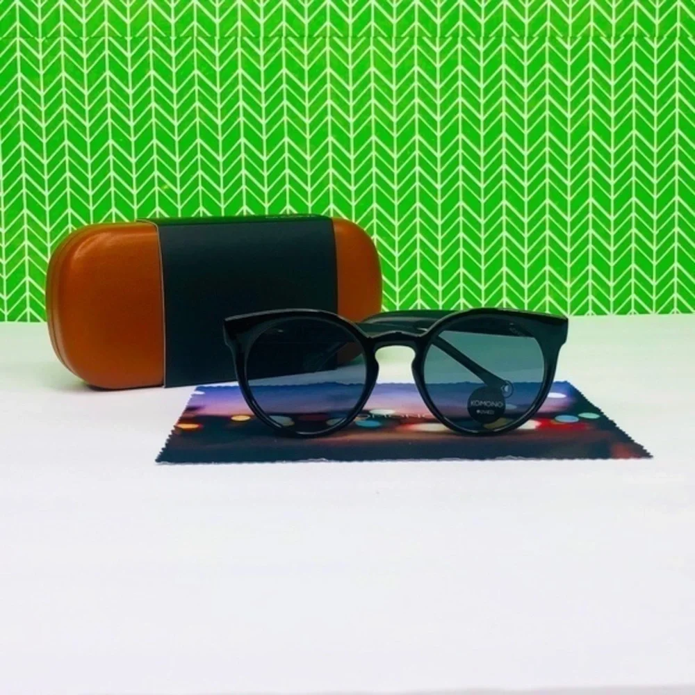 KOMONO Lulu Black Jade Sunglasses NEW cateye